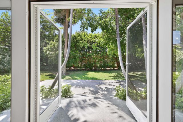 246 Merrain Road, Palm Beach, FL 33480