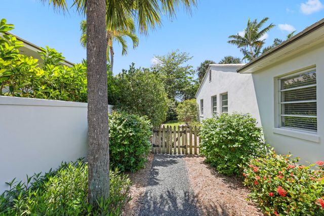 246 Merrain Road, Palm Beach, FL 33480