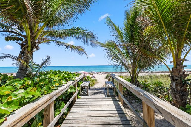 246 Merrain Road, Palm Beach, FL 33480