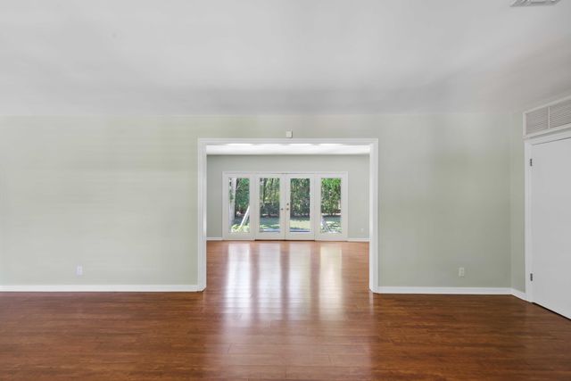 246 Merrain Road, Palm Beach, FL 33480