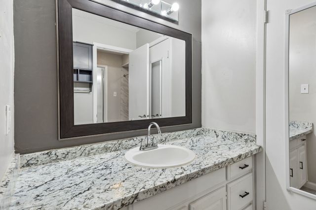 6744 Starnes Road, North Richland Hills, TX 76182