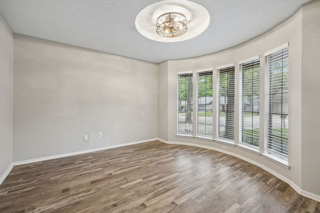 6744 Starnes Road, North Richland Hills, TX 76182