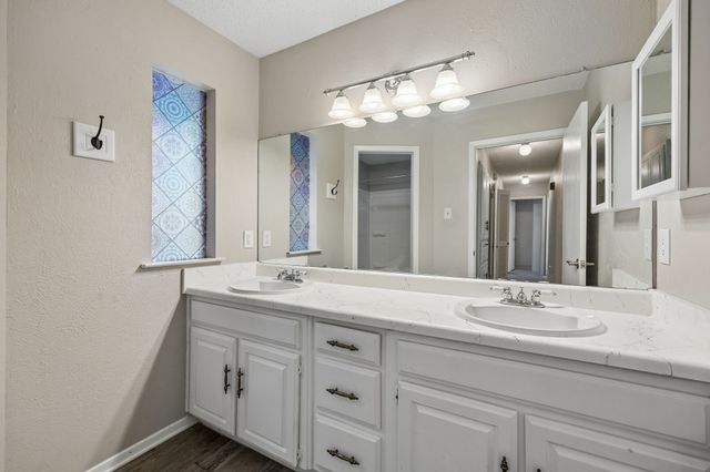 6744 Starnes Road, North Richland Hills, TX 76182