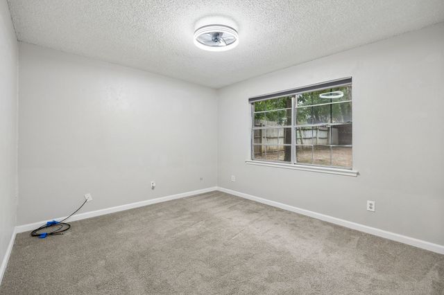 6744 Starnes Road, North Richland Hills, TX 76182