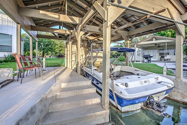 401 Lake Point, Horseshoe Bay, TX 78657