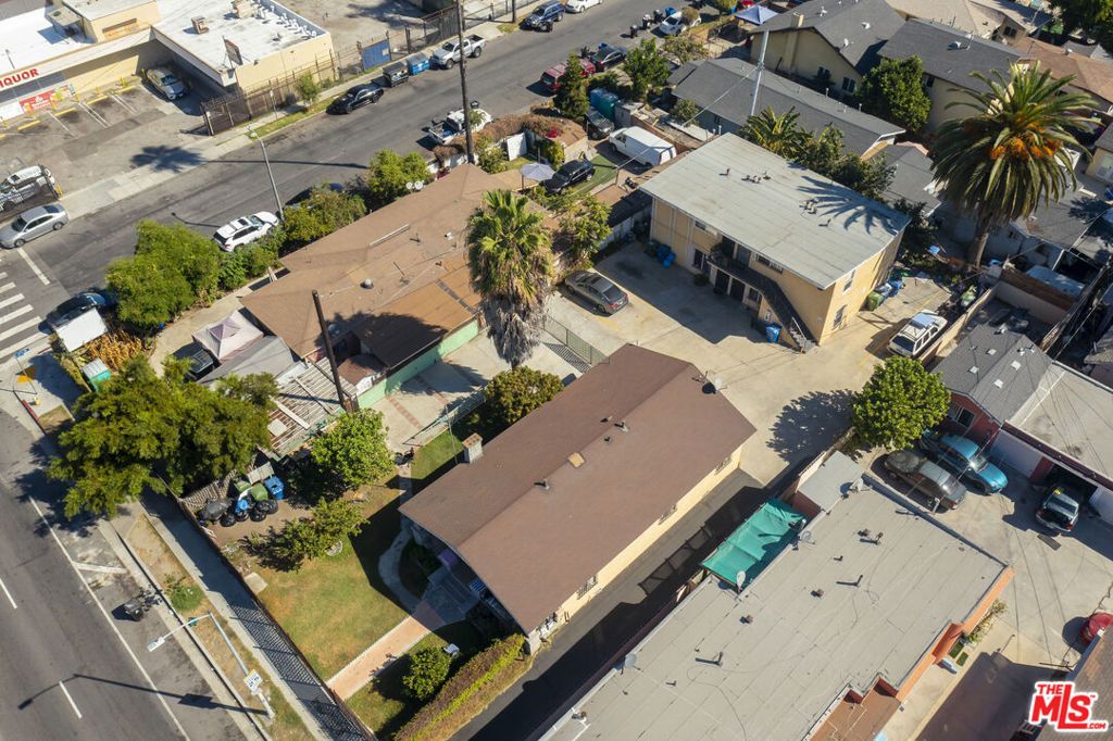 6910 S Main Street, Los Angeles, CA 90003 — photo 2