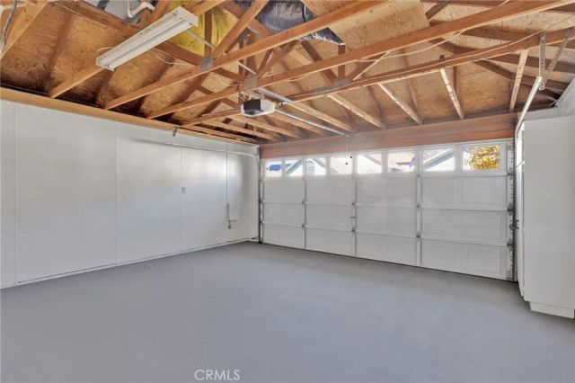 19265 Pine Way, Apple Valley, CA 92308