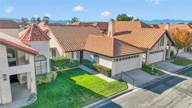 19265 Pine Way, Apple Valley, CA 92308