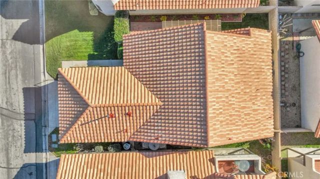 19265 Pine Way, Apple Valley, CA 92308