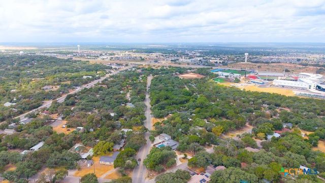 933 Fredericksburg Road, New Braunfels, TX 78130