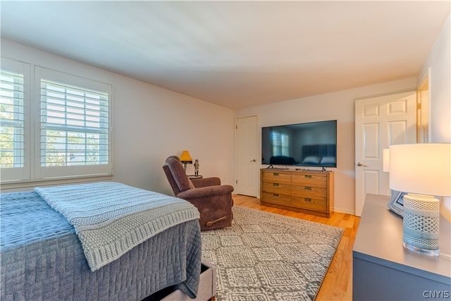 8327 Summit Cedar Lane, Clay, NY 13090