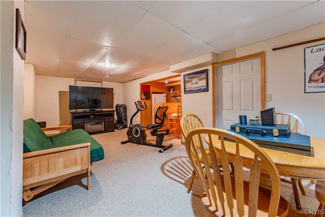 8327 Summit Cedar Lane, Clay, NY 13090