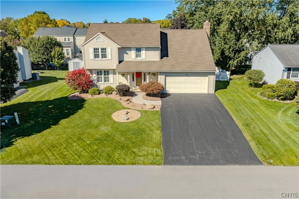 8327 Summit Cedar Lane, Clay, NY 13090