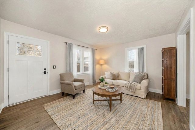 1420 E Bridgeport Ave, Spokane, WA 99207