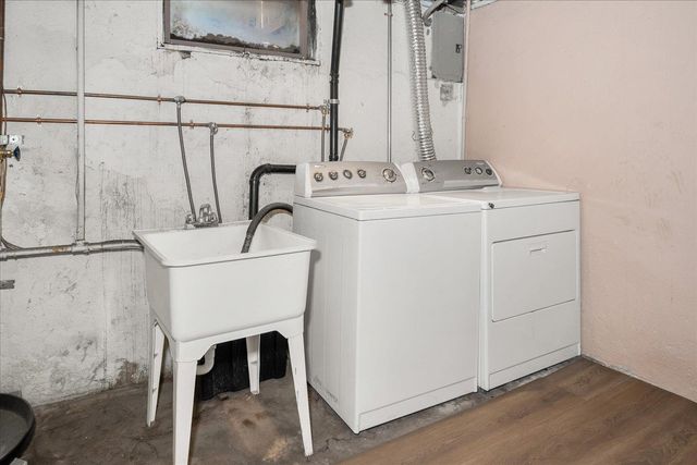 1420 E Bridgeport Ave, Spokane, WA 99207