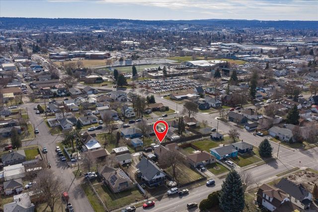 1420 E Bridgeport Ave, Spokane, WA 99207