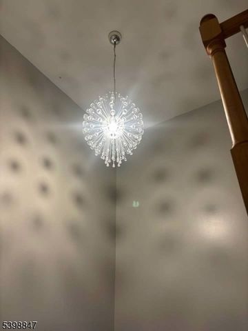 284 Rainbow Way, Lopatcong Twp., NJ 08865