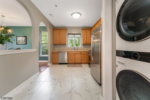 284 Rainbow Way, Lopatcong Twp., NJ 08865