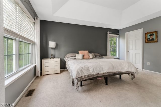 284 Rainbow Way, Lopatcong Twp., NJ 08865