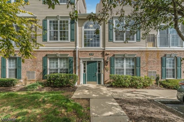 284 Rainbow Way, Lopatcong Twp., NJ 08865