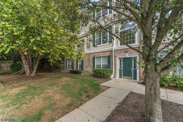 284 Rainbow Way, Lopatcong Twp., NJ 08865