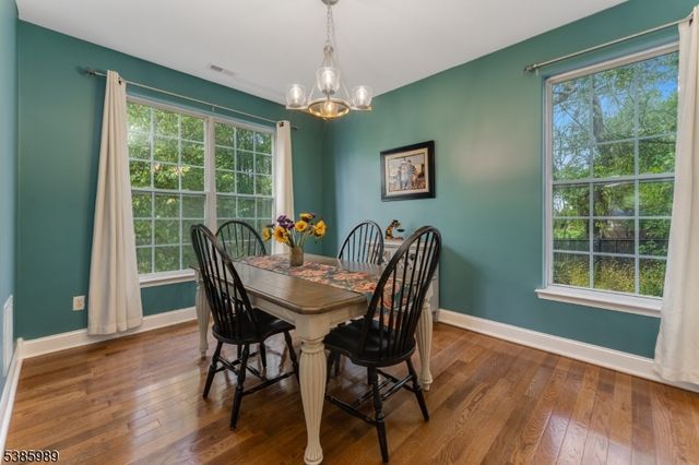 284 Rainbow Way, Lopatcong Twp., NJ 08865