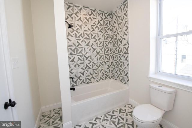 4063 SPRING GARDEN ST, Philadelphia, PA 19104