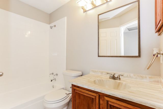 1532 High Pointe Lane, Cedar Hill, TX 75104