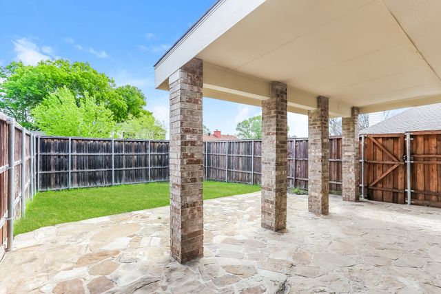 1532 High Pointe Lane, Cedar Hill, TX 75104