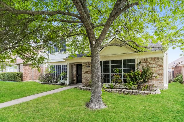 1532 High Pointe Lane, Cedar Hill, TX 75104
