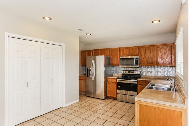 1532 High Pointe Lane, Cedar Hill, TX 75104