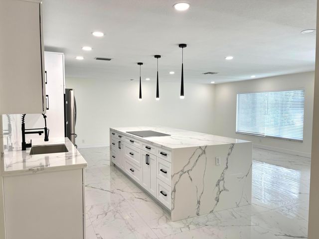 1101 NW 5TH Avenue, Boca Raton, FL 33432