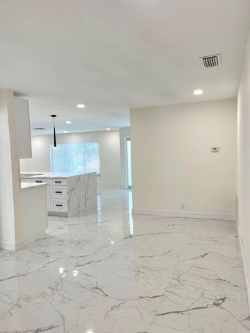 1101 NW 5TH Avenue, Boca Raton, FL 33432