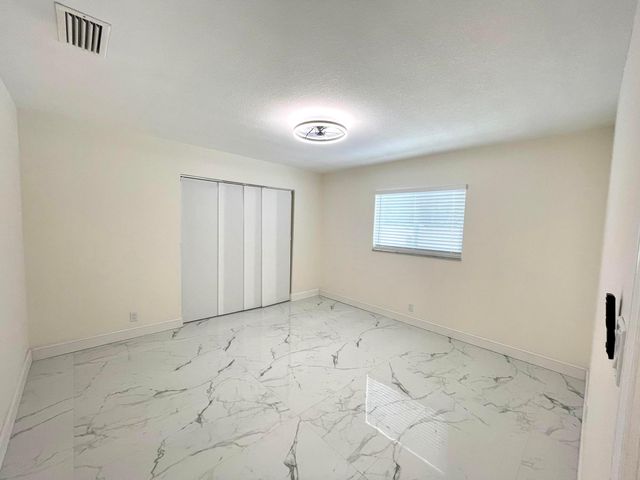 1101 NW 5TH Avenue, Boca Raton, FL 33432