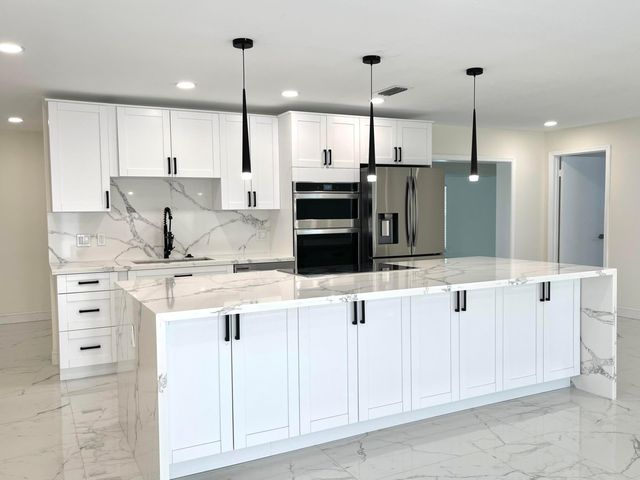 1101 NW 5TH Avenue, Boca Raton, FL 33432
