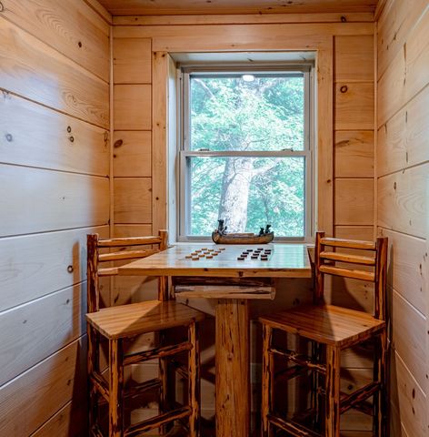 94 Bear Creek Cove, Topton, NC 28781