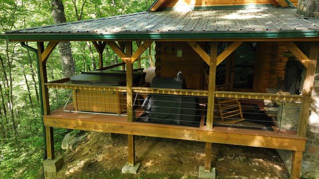 94 Bear Creek Cove, Topton, NC 28781