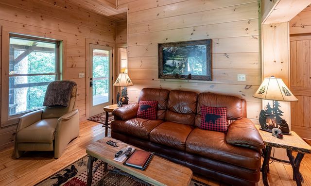 94 Bear Creek Cove, Topton, NC 28781