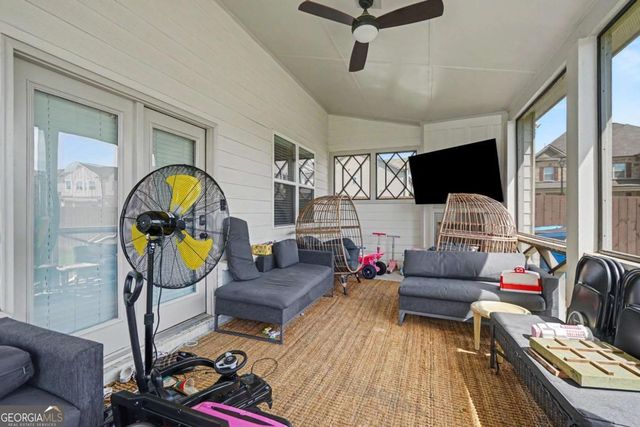 624 Henson Farm Drive, Loganville, GA 30052