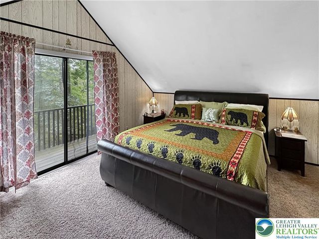 8252 Natures Drive, Coolbaugh Twp, PA 18466