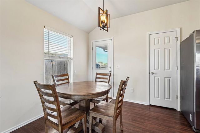 11105 NW 98th Street, Yukon, OK 73099