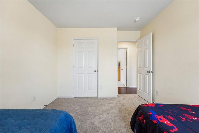 11105 NW 98th Street, Yukon, OK 73099