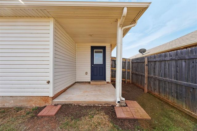 11105 NW 98th Street, Yukon, OK 73099