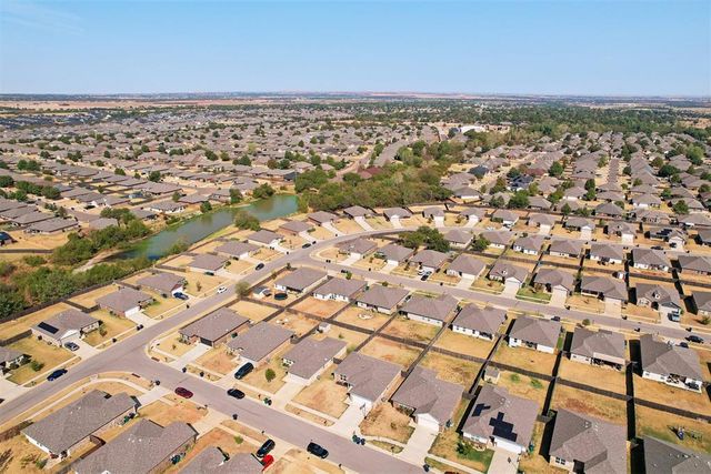 11105 NW 98th Street, Yukon, OK 73099