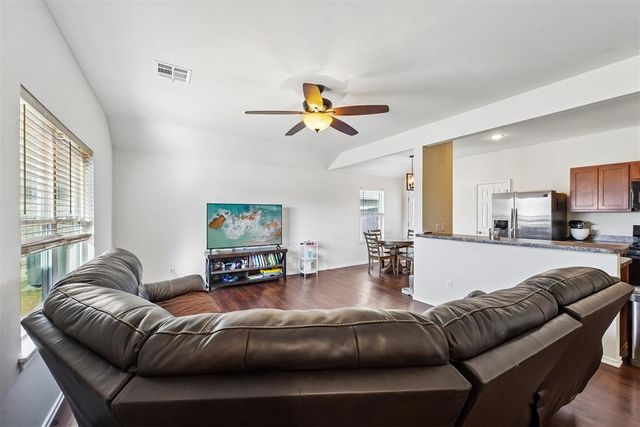 11105 NW 98th Street, Yukon, OK 73099