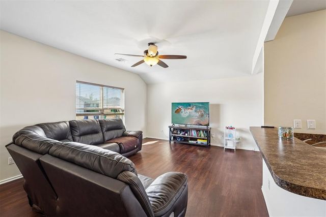 11105 NW 98th Street, Yukon, OK 73099