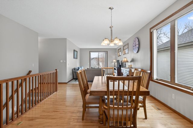 1581 Christie Place, Saint Paul, MN 55106