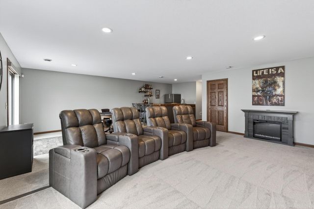 1581 Christie Place, Saint Paul, MN 55106