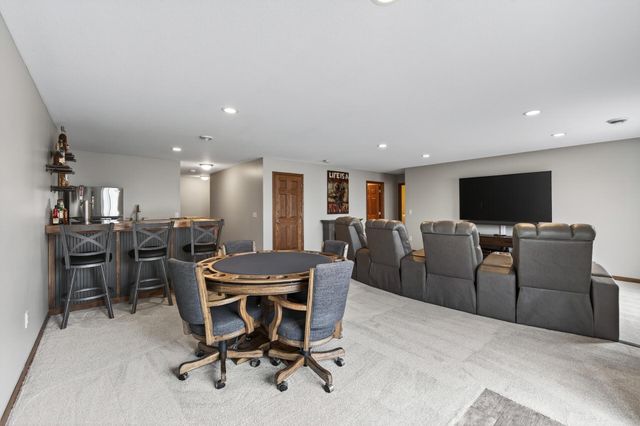 1581 Christie Place, Saint Paul, MN 55106