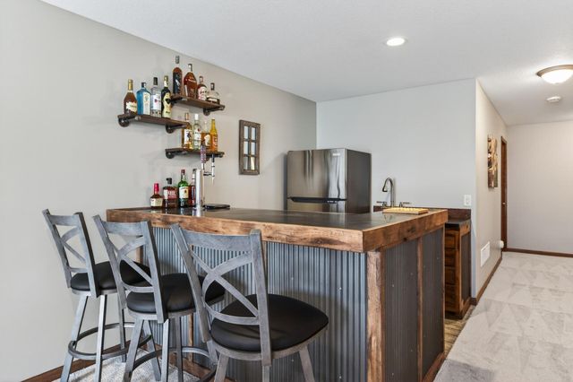 1581 Christie Place, Saint Paul, MN 55106